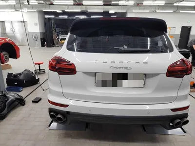 2015 Porsche Cayenne VIN: