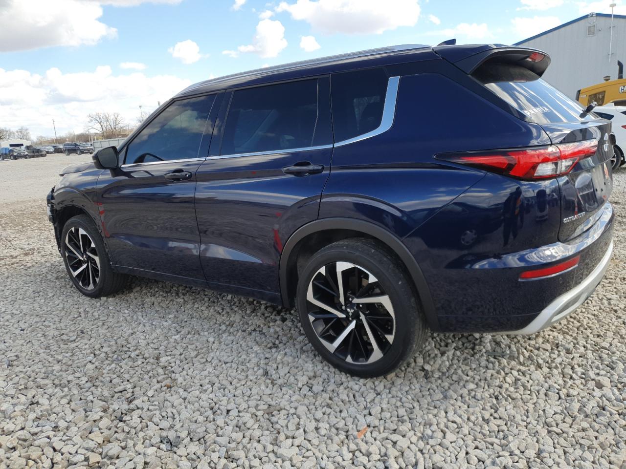 2022 MITSUBISHI OUTLANDER SEL VIN:JA4J4VA87NZ088651