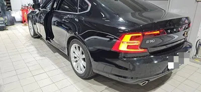 2017 Volvo S90 VIN: