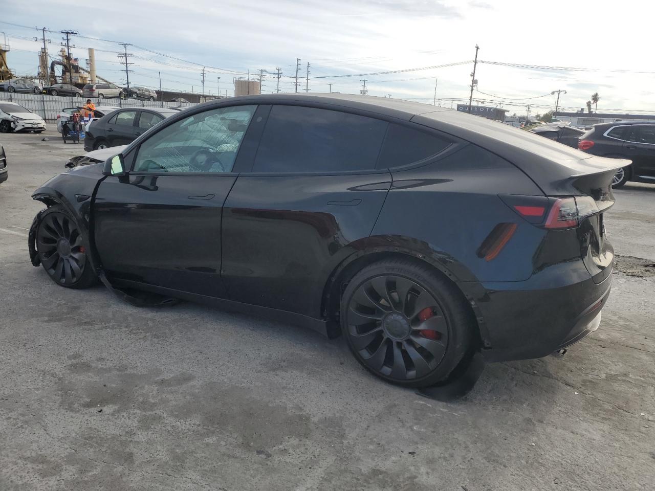 2022 TESLA MODEL Y  VIN:7SAYGDEF0NF345947