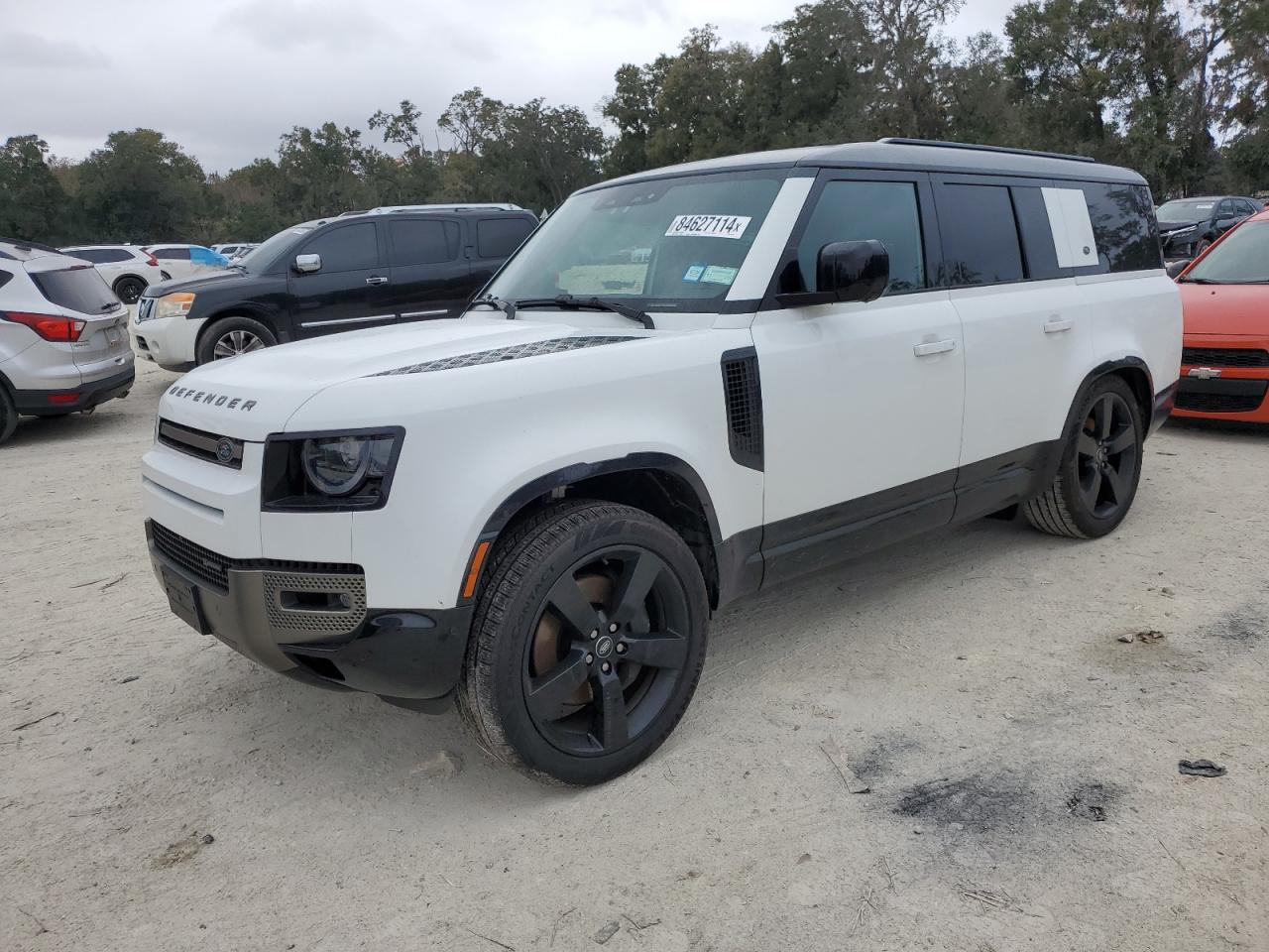 2023 LAND ROVER DEFENDER 130 X-DYNAMIC SE VIN:SALE2FEU2P2201677