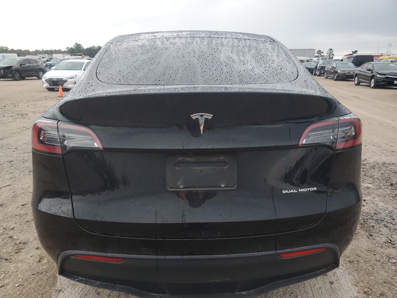 2022 TESLA MODEL Y  VIN:7SAYGDEE9NF392062
