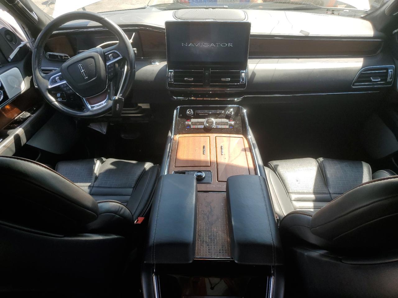 2023 LINCOLN NAVIGATOR L BLACK LABEL VIN:5LMJJ3TG3PEL00651
