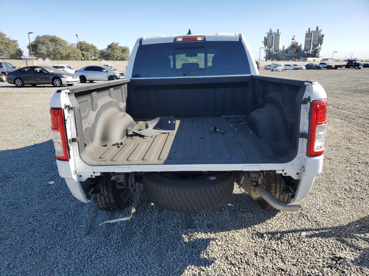 2022 RAM 1500 TRADESMAN VIN:1C6RRECTXNN329354