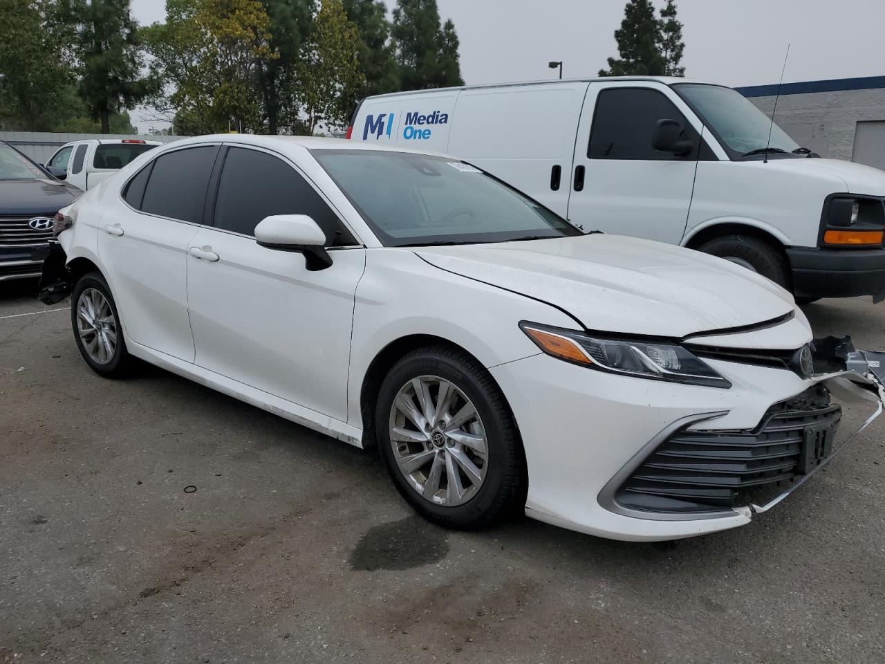2022 TOYOTA CAMRY LE VIN:4T1C11AK1NU072384