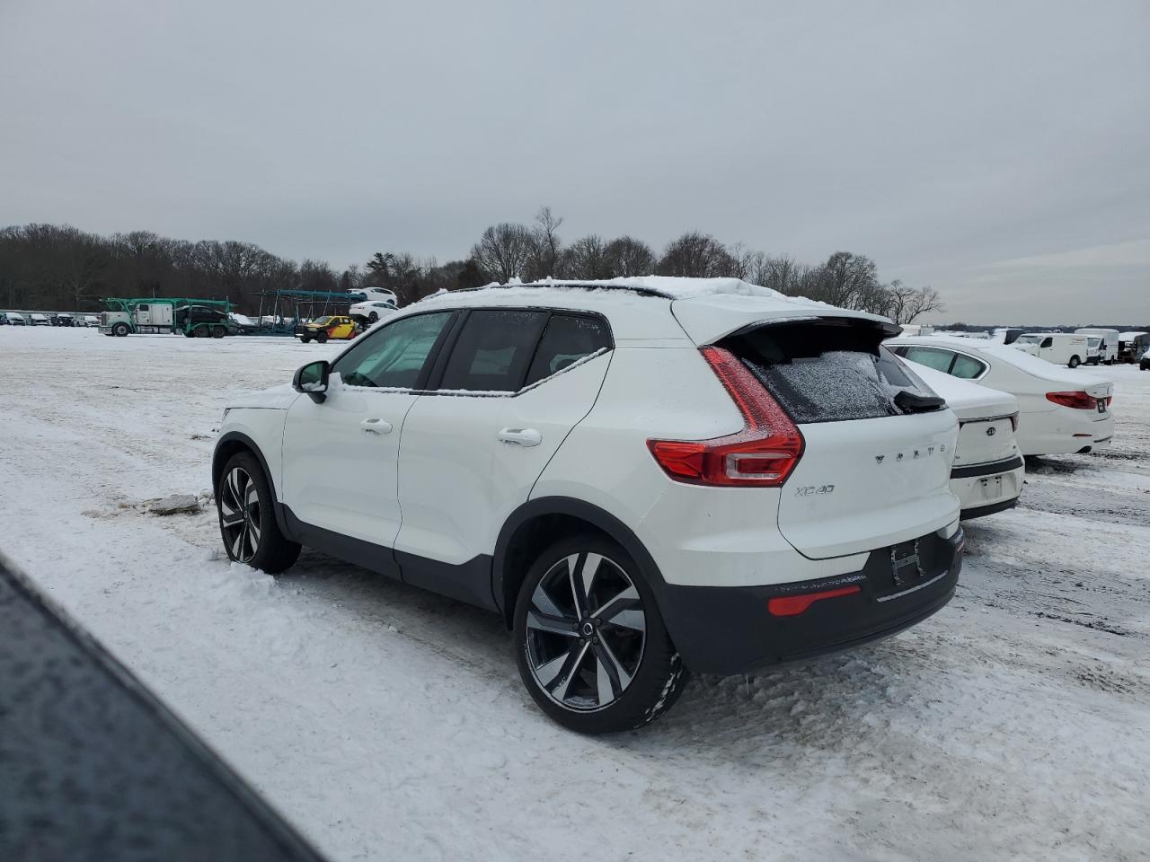 2023 VOLVO XC40 PLUS VIN:YV4L12UW2P2083723