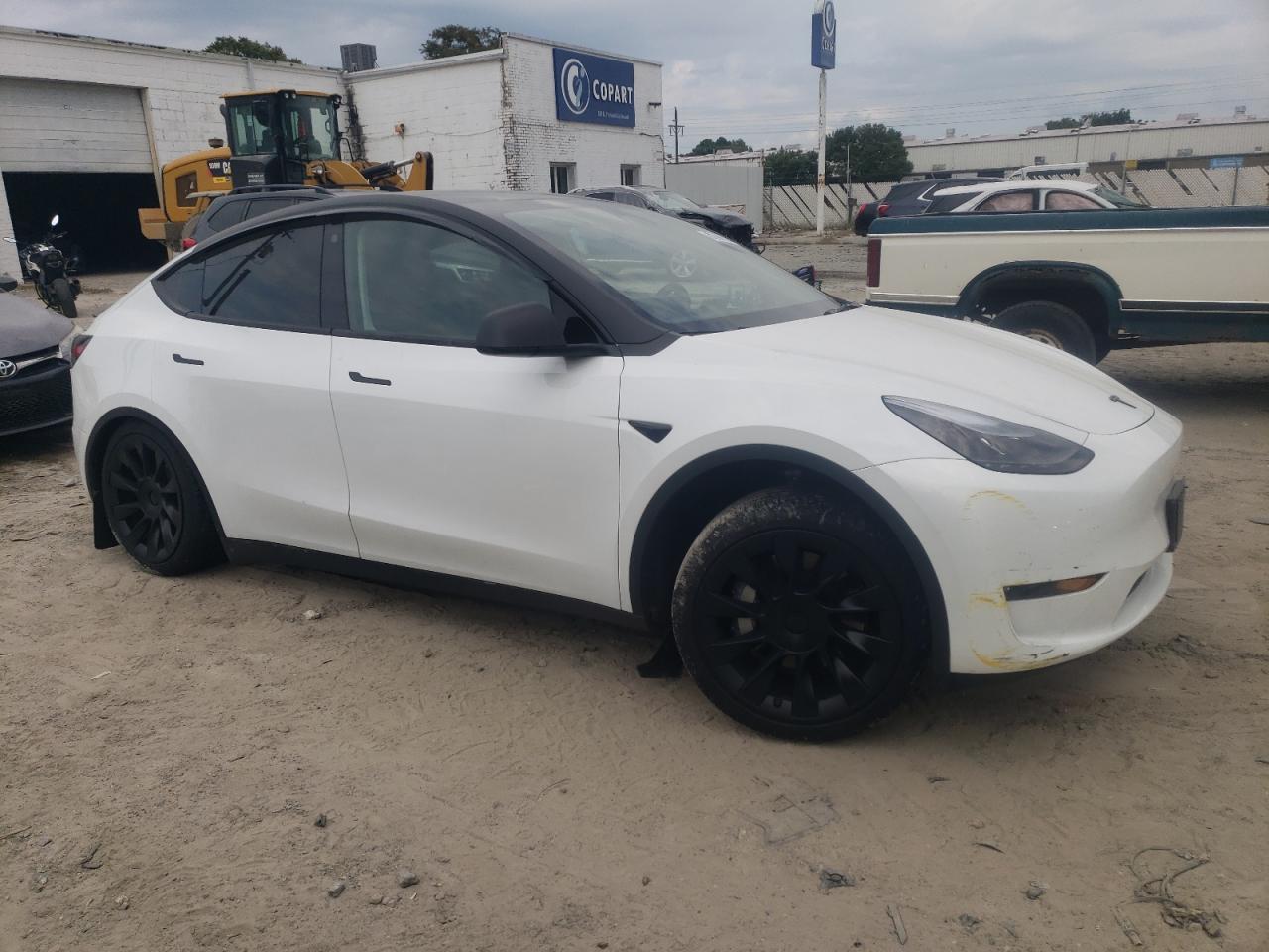 2023 TESLA MODEL Y  VIN:7SAYGAEE4PF775599