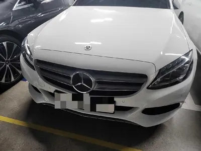 2018 Mercedes-Benz C 350 VIN: