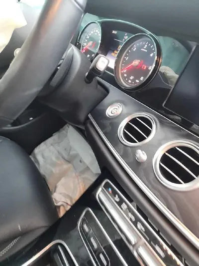 2019 Mercedes-Benz E 220 VIN: