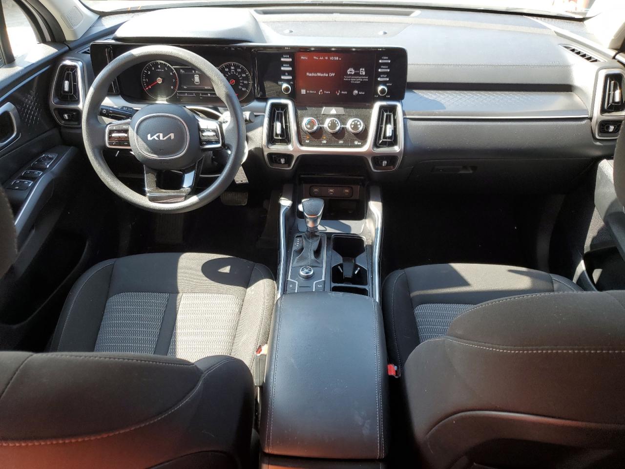 2022 KIA SORENTO LX VIN:5XYRG4LC9NG075930