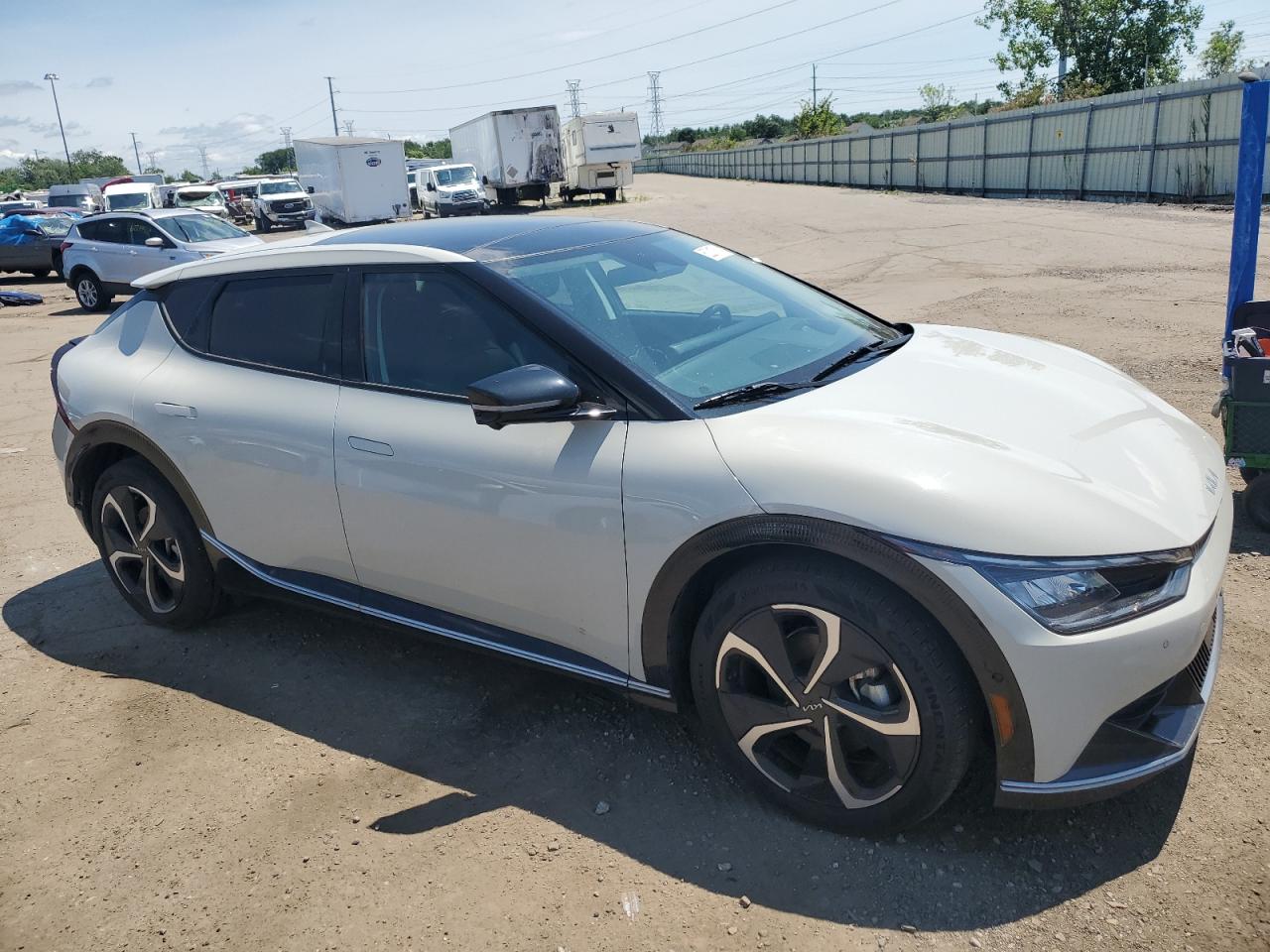 2022 KIA EV6 LIGHT VIN:KNDC3DLC5N5027030