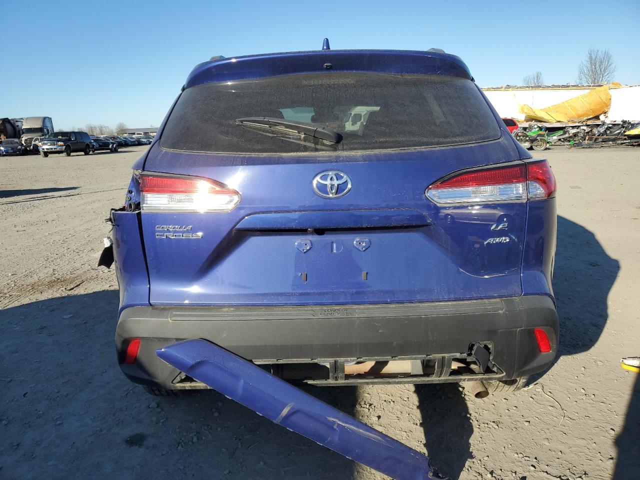 2022 TOYOTA COROLLA CROSS LE VIN:7MUCAABG0NV026196