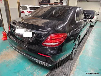 2018 Mercedes-Benz E 400 WDDZF6GB0JA403347 VIN:WDDZF6GB0JA403347