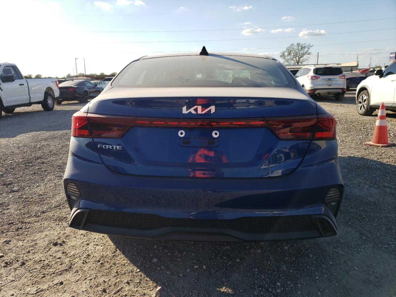 2024 KIA FORTE LX VIN:3KPF24AD1RE819438