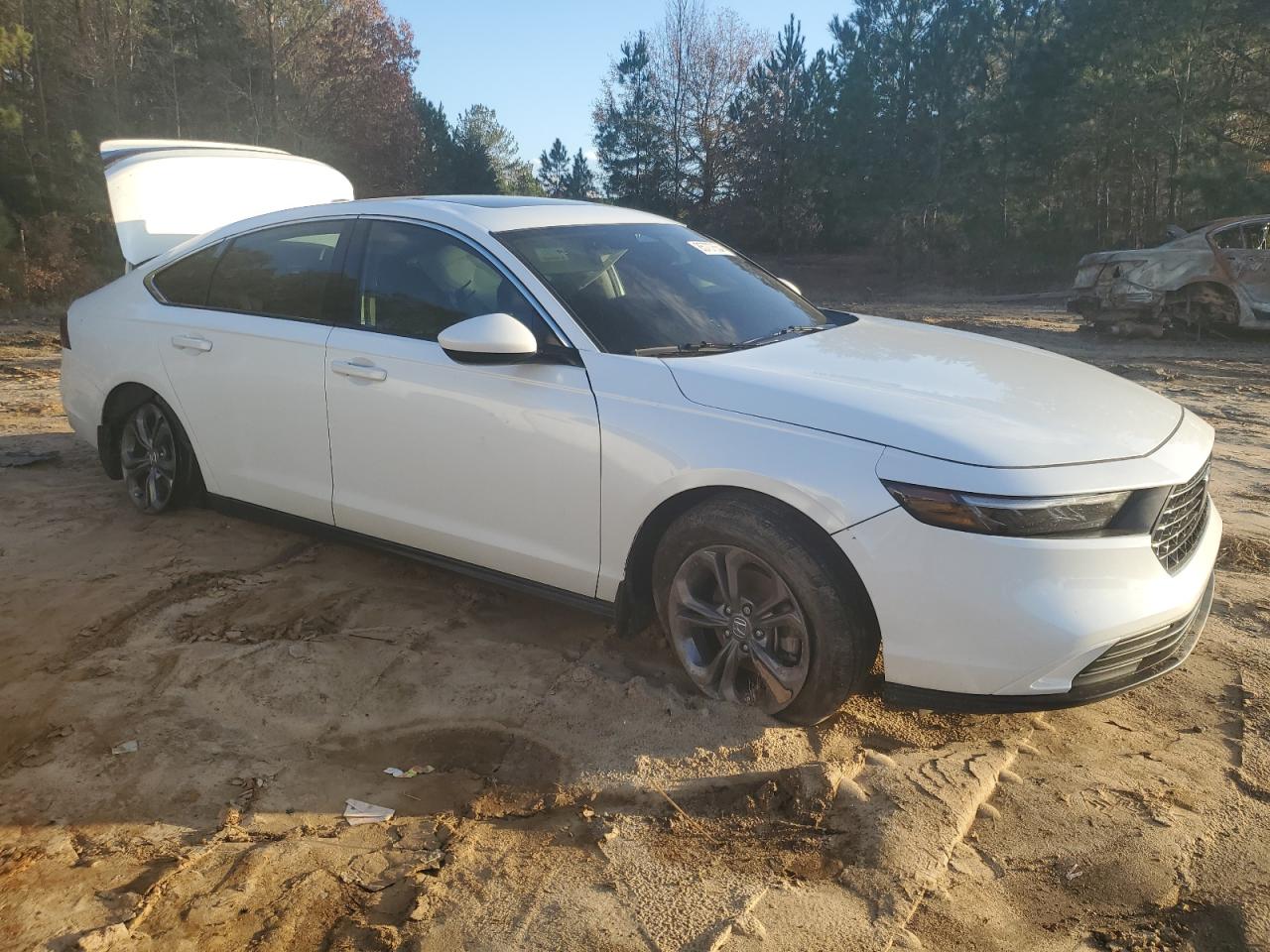 2024 HONDA ACCORD EX VIN:1HGCY1F3XRA037885
