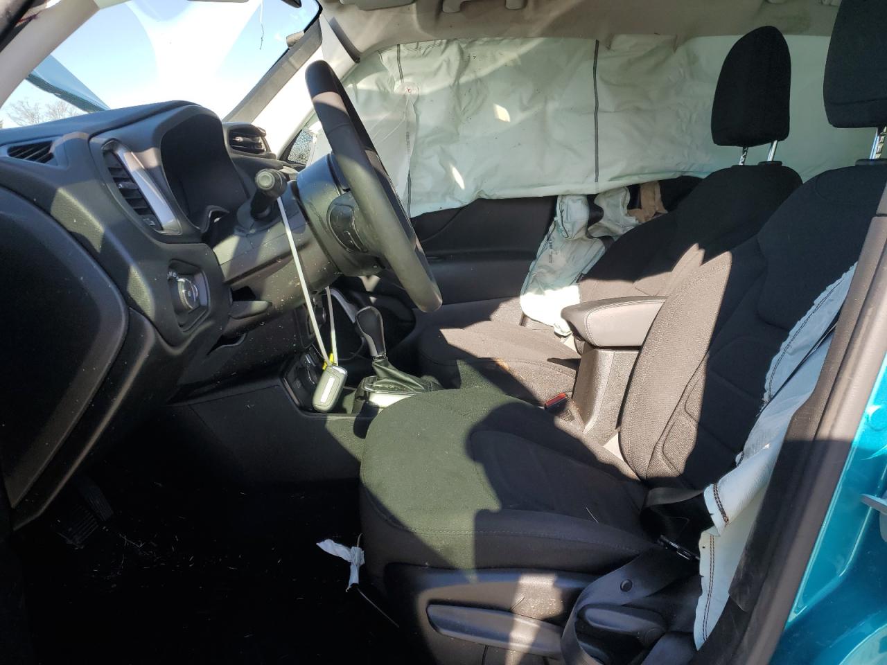 2022 JEEP RENEGADE LATITUDE VIN:ZACNJDB17NPN79387