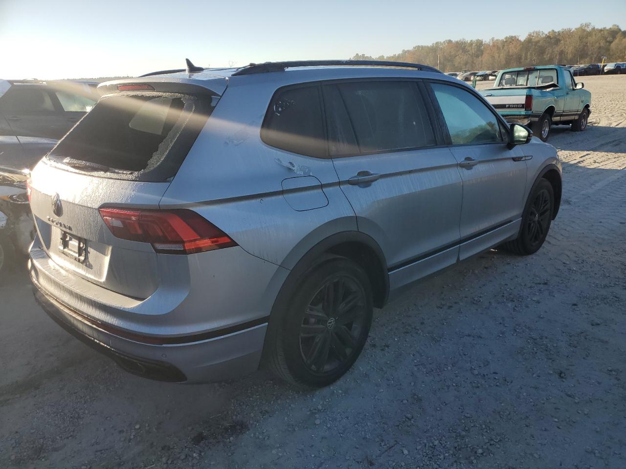 2022 VOLKSWAGEN TIGUAN SE R-LINE BLACK VIN:3VVCB7AX6NM077182