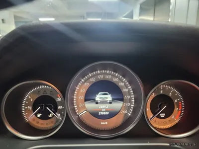 2014 Mercedes-Benz E 300 VIN: