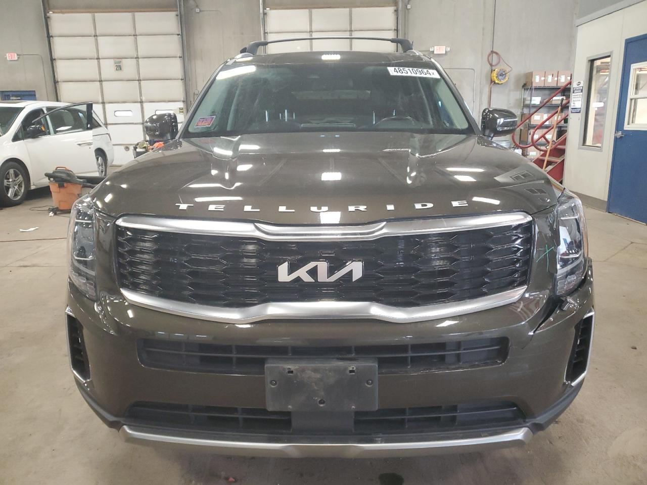 2022 KIA TELLURIDE S VIN:5XYP64HCXNG276089