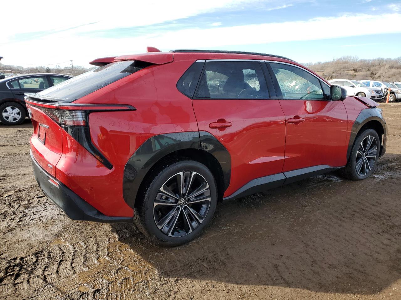 2024 TOYOTA BZ4X XLE VIN:JTMABACA3RA076814