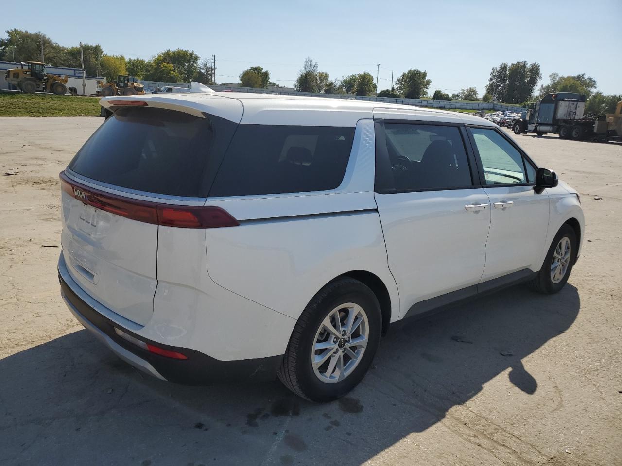 2024 KIA CARNIVAL LX VIN:KNDNB4H3XR6352468