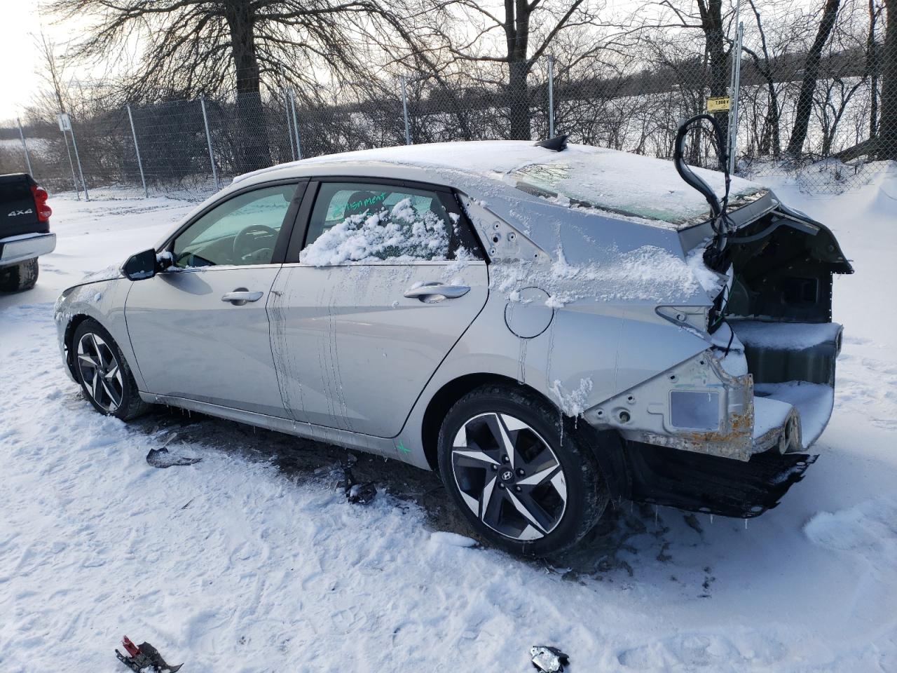 2022 HYUNDAI ELANTRA SEL VIN:5NPLN4AG4NH065025