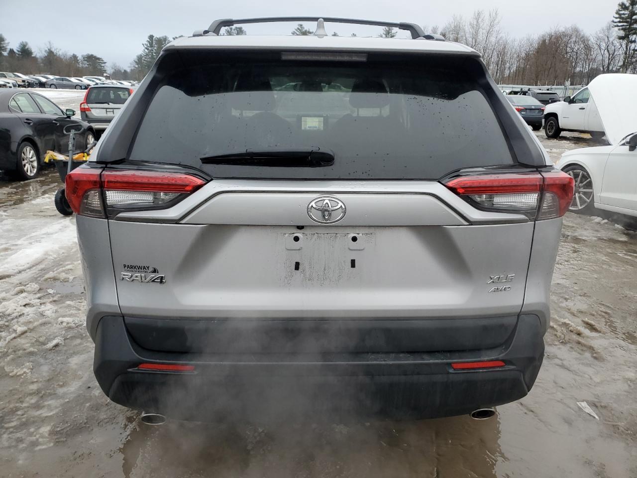 2024 TOYOTA RAV4 XLE VIN:2T3P1RFV1RC409282