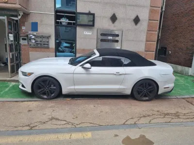 2015 Ford Mustang VIN: