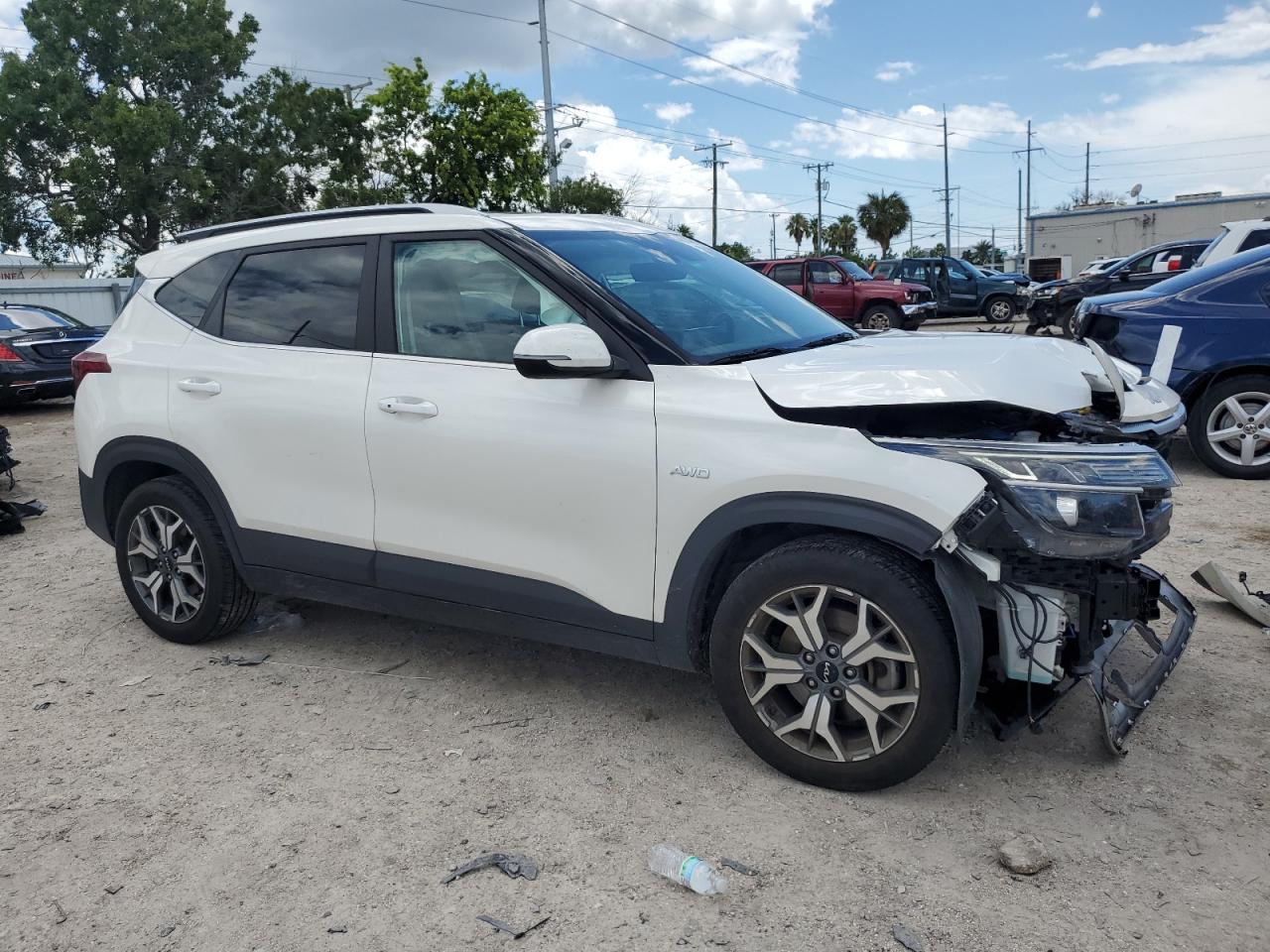 2022 KIA SELTOS EX VIN:KNDERCAA7N7245204