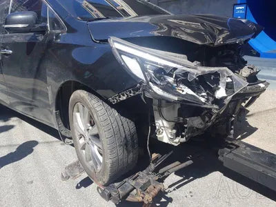 2019 Kia Carnival KNAME81ABKS505774 VIN:KNAME81ABKS505774