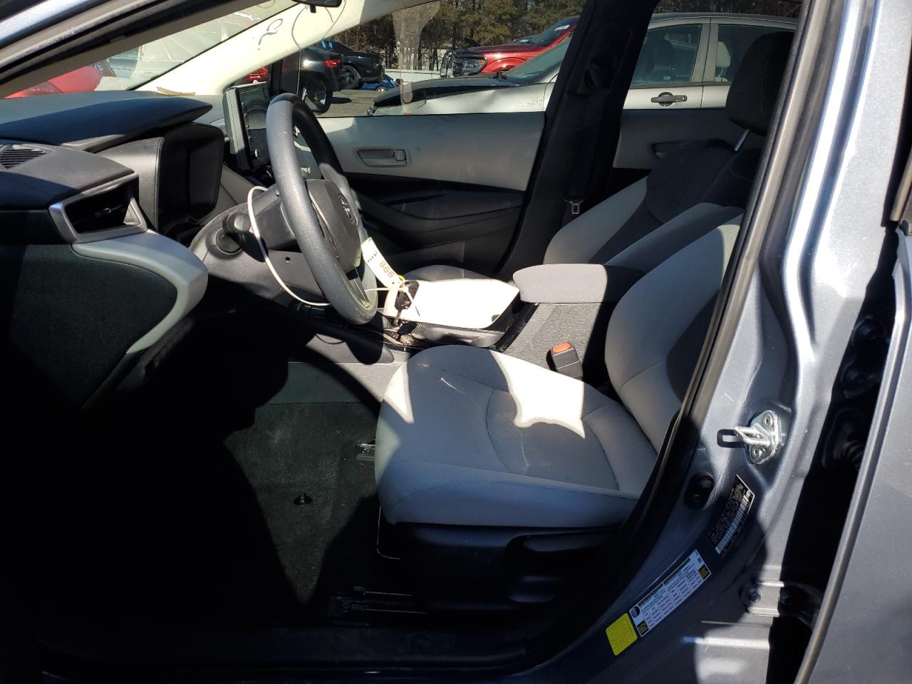 2022 TOYOTA COROLLA LE VIN:5YFEPMAE7NP311375