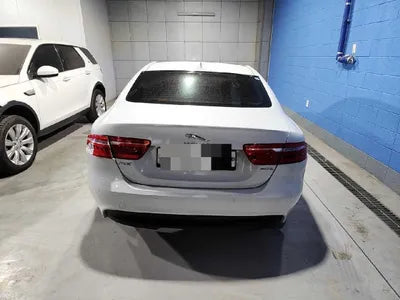 2015 Jaguar XE VIN: