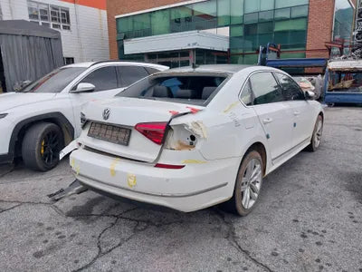 2018 Volkswagen Passat 1VWZZZA3ZJC050914 VIN:1VWZZZA3ZJC050914