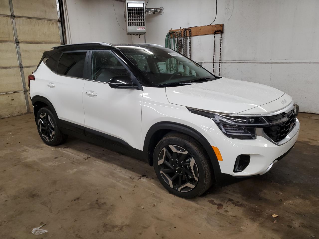 2024 KIA SELTOS SX VIN:KNDETCA70R7591607