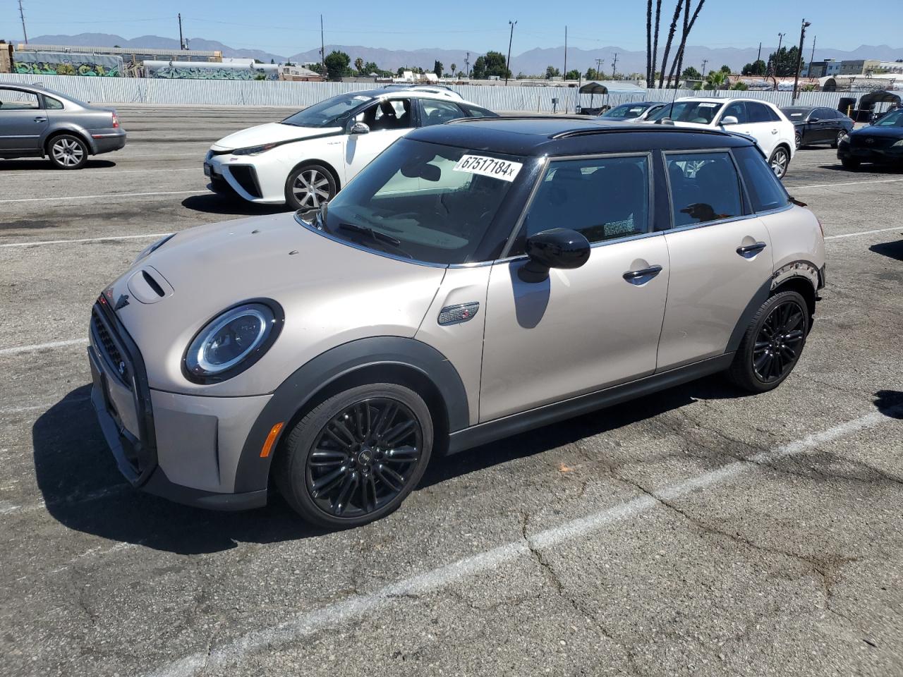 2023 MINI COOPER S VIN:WMW53DK06P2T49371