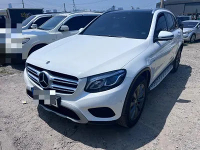 2018 Mercedes-Benz GLC 350 VIN: