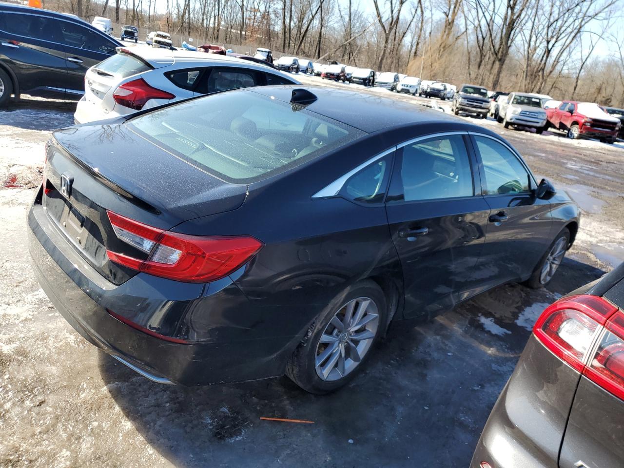 2022 HONDA ACCORD LX VIN:1HGCV1F19NA045350