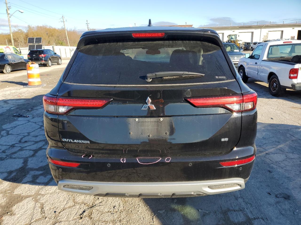 2023 MITSUBISHI OUTLANDER SE VIN:JA4J4UA87PZ057459