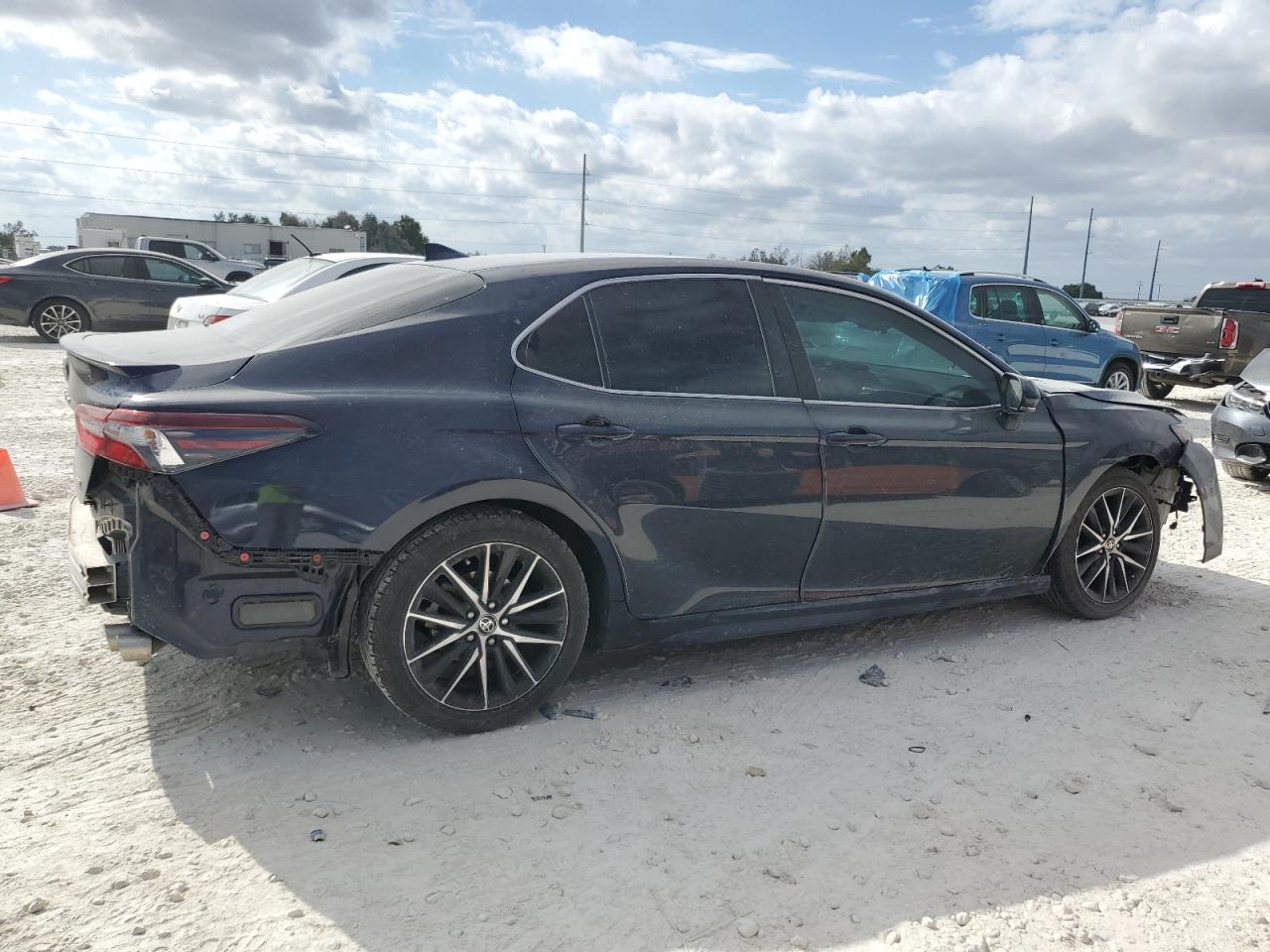 2022 TOYOTA CAMRY SE VIN:4T1G11AK7NU623421