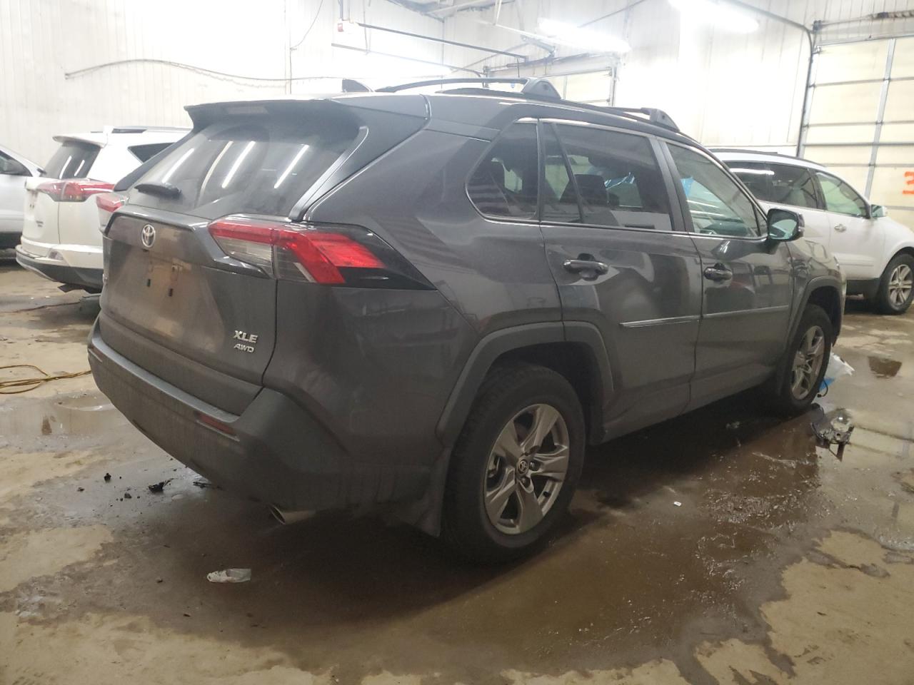 2024 TOYOTA RAV4 XLE VIN:2T3P1RFV5RW430991