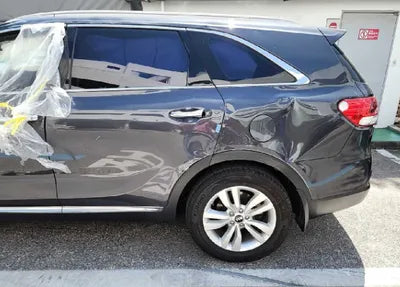 2017 Kia Sorento KNAPS81ABHA271420 VIN:KNAPS81ABHA271420