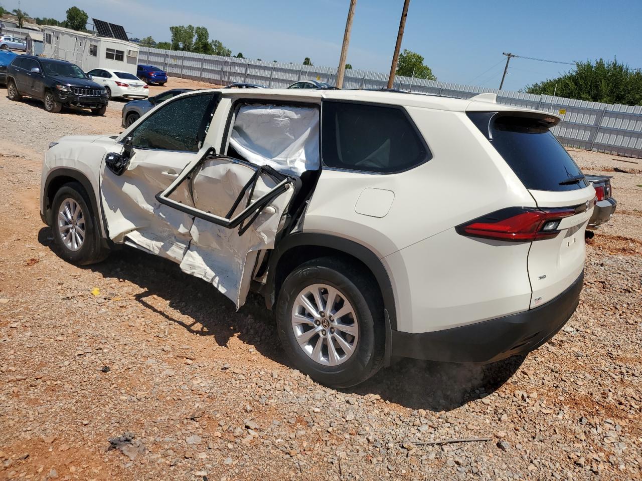 2024 TOYOTA GRAND HIGHLANDER XLE VIN:5TDAAAB5XRS025336