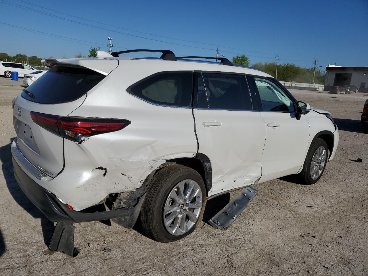 2023 TOYOTA HIGHLANDER L VIN:5TDKDRBH3PS017886