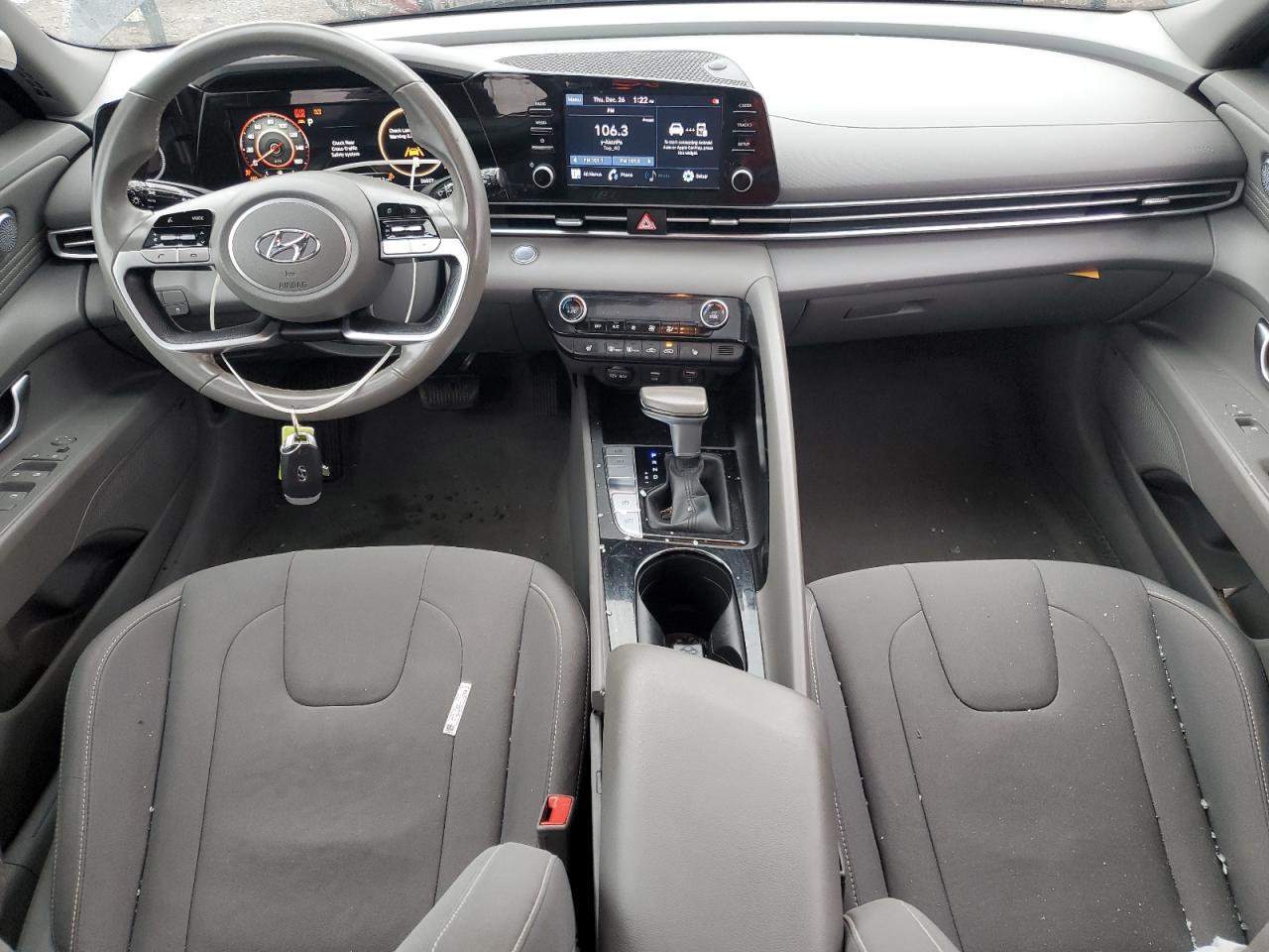 2022 HYUNDAI ELANTRA SEL VIN:KMHLN4AG7NU225030