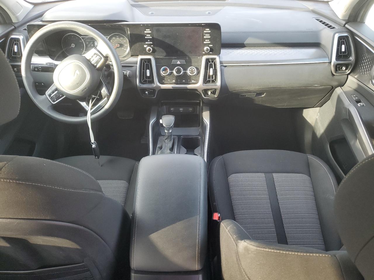 2022 KIA SORENTO LX VIN:5XYRG4LC4NG113502