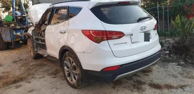 2014 Hyundai Santa FE VIN: