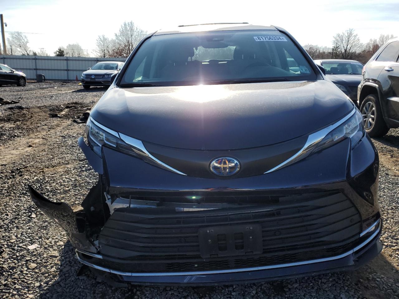 2022 TOYOTA SIENNA XLE VIN:5TDYSKFC9NS055934