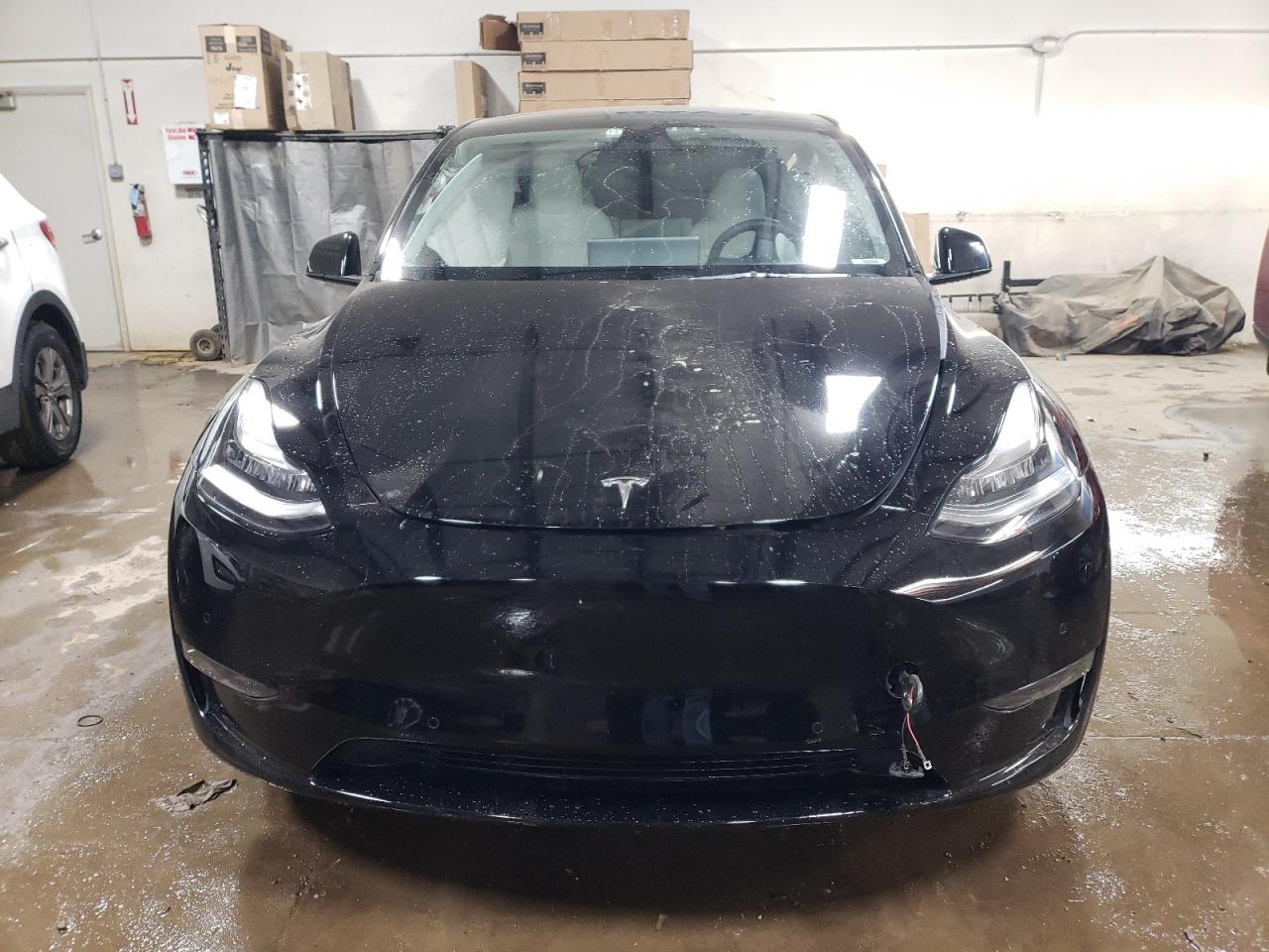 2022 TESLA MODEL Y  VIN:7SAYGDEE4NF430684