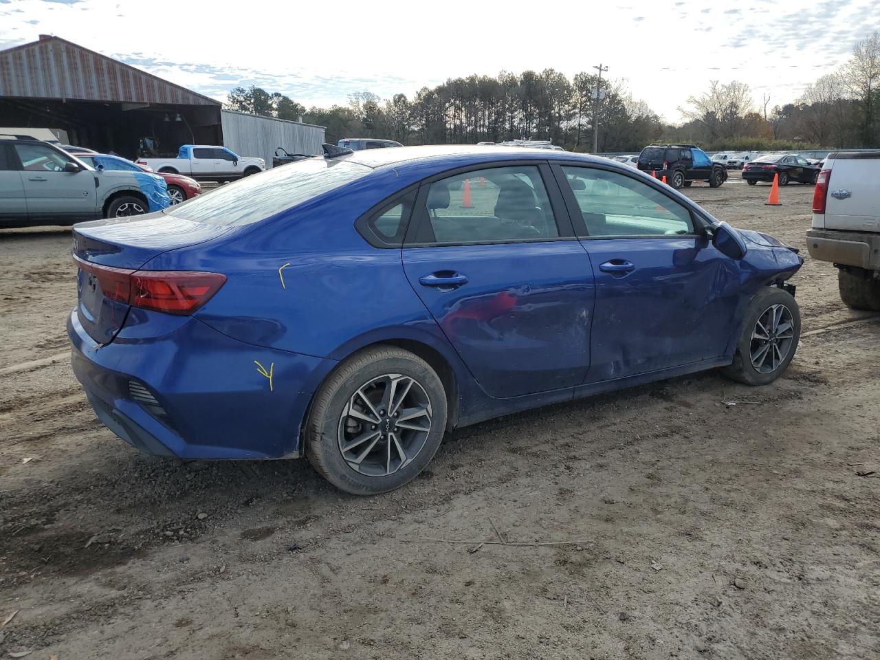 2023 KIA FORTE LX VIN:3KPF24AD3PE567530