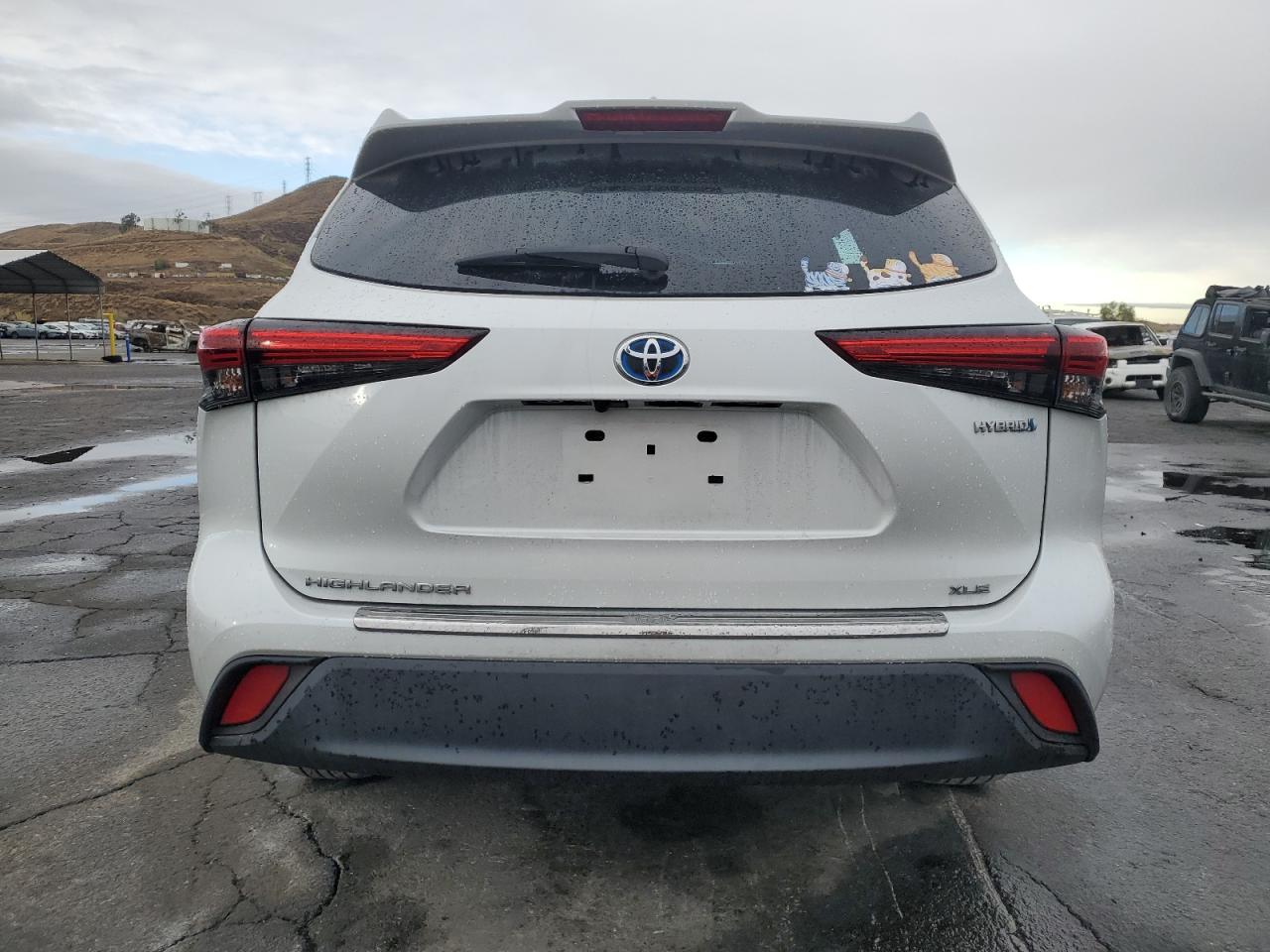 2022 TOYOTA HIGHLANDER HYBRID XLE VIN:5TDHARAHXNS510711